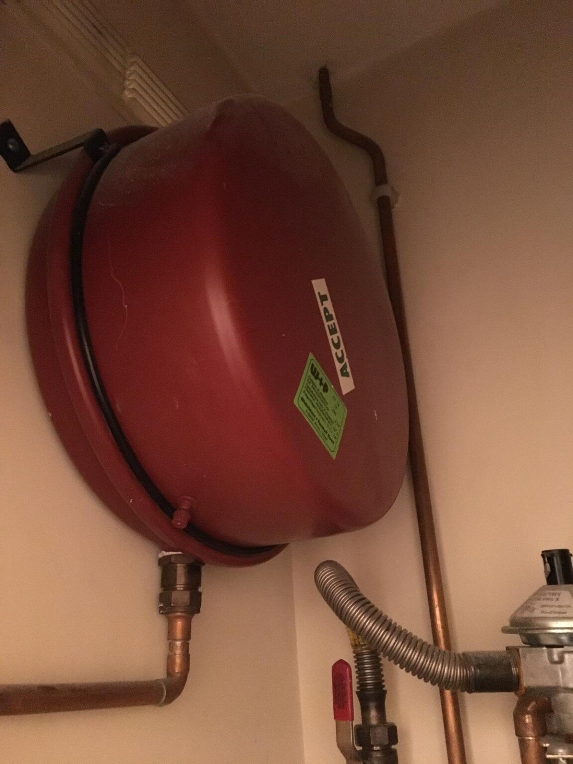 Replacement expansion vessel installed for a Powermax 155x heating system